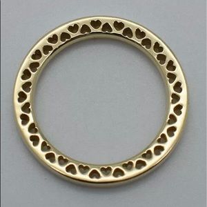 Authentic  PANDORA ring💫